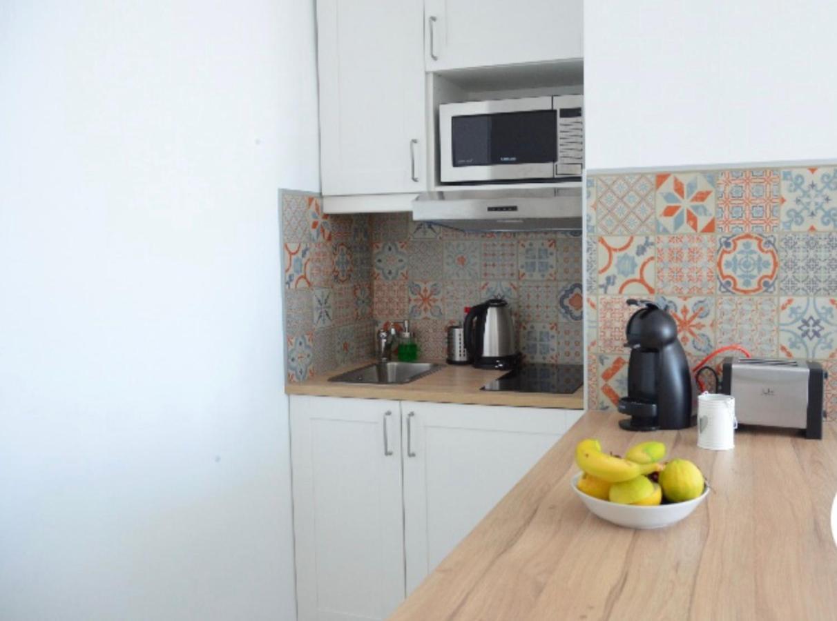 Appartement Bright Apt. With Sea View And Pool
