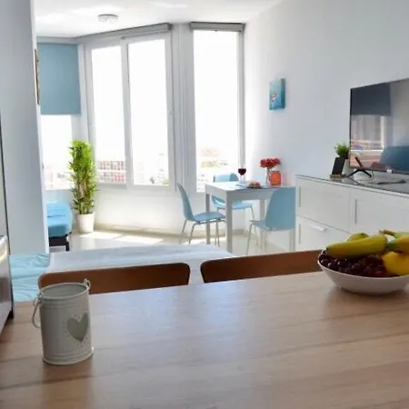 Bright Studio Apt. With Sea View And Pool Torremolinos Buitenkant foto